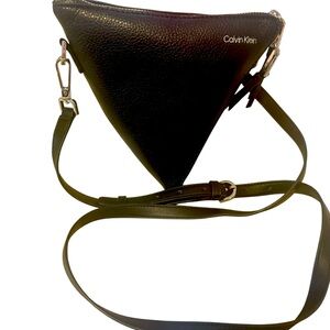 Calvin Klein Black Argo GeometricTriangle Crossbody Bag- new never used